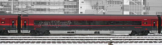 Passenger car Economy class in RAILJET livery &quot;Spirit of Austria&quot;<br /><a href='images/pictures/Roco/64719.jpg' target='_blank'>Full size image</a>